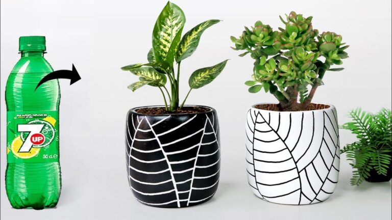 This simple trick transforms plastic bottles into stunning ceramic-like vases…