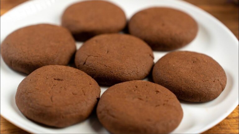 This simple recipe transforms pantry staples into delicious cookies in just 5 minutes…