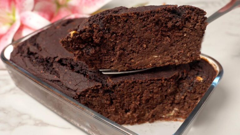 This simple dessert transforms oats, bananas, and cocoa into your favorite guilt-free treat…