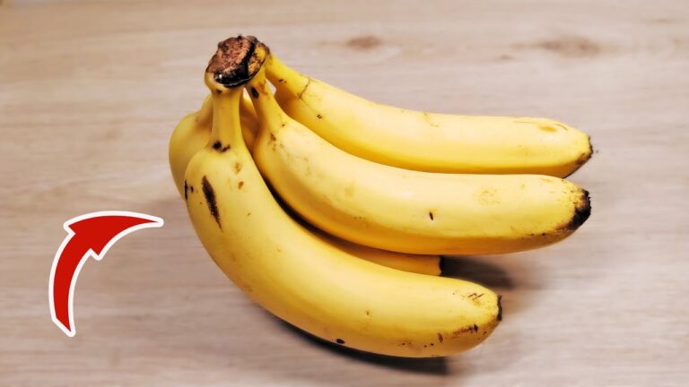 Keep Bananas Fresh for 30 Days: 1 Hack to Prevent Browning!