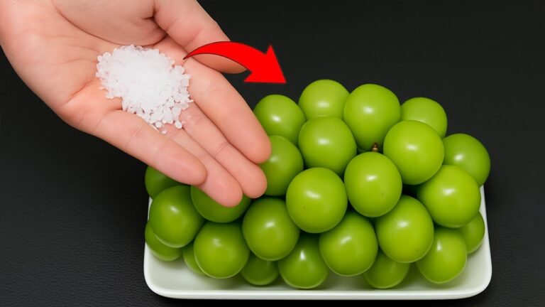 Stop Washing Grapes Wrong: 3 Easy Tips for a Healthier Snack!